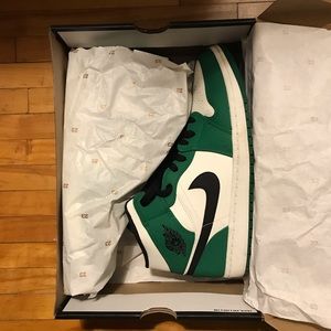 Jordan 1 Pine Green size 11.5